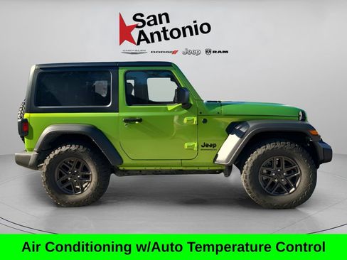 Used 2025 Jeep Wrangler Sport S image 5