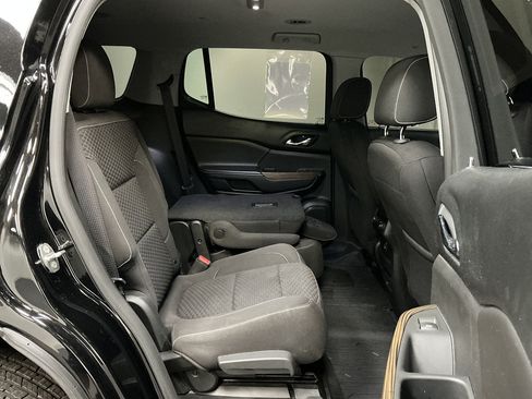 Used 2017 GMC Acadia SLE w/ Driver Alert Package I FWD image 32