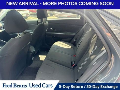 Used 2024 Hyundai Elantra SEL FWD image 9