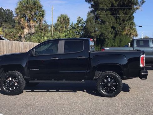 Used 2019 GMC Canyon 2WD Crew Cab w/ Convenience Package image 8