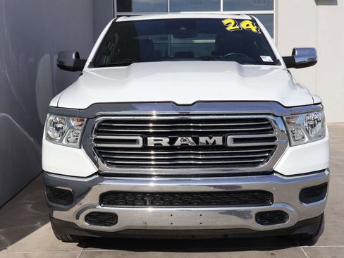 Used 2024 RAM 1500 Laramie AWD/4WD image 5