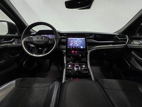 Used 2022 Jeep Grand Cherokee Trailhawk image 14