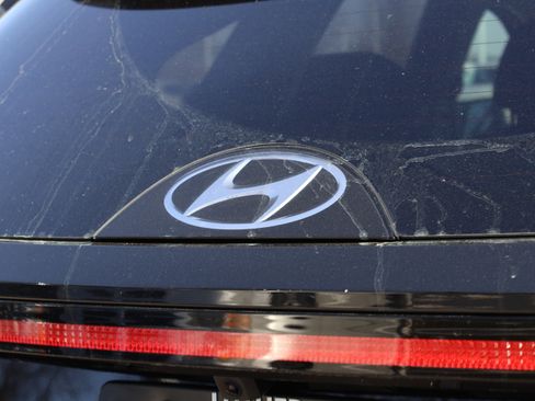 Used 2023 Hyundai Tucson SEL w/ Convenience Package image 16