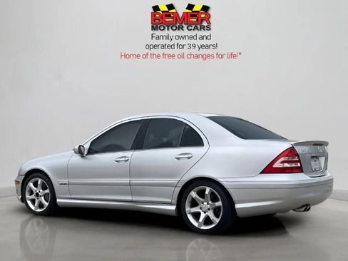 Used 2007 Mercedes-Benz C 230 Sedan image 3