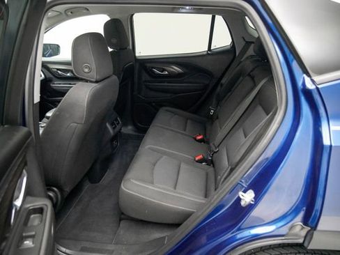 Used 2022 GMC Terrain SLE AWD/4WD image 25