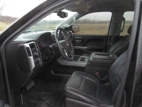 Used 2017 Chevrolet Silverado 1500 LTZ Z71 w/ LTZ Plus Package image 3