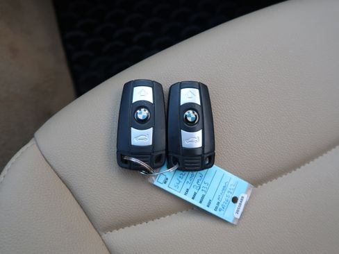 Used 2009 BMW 335d Sedan RWD image 23