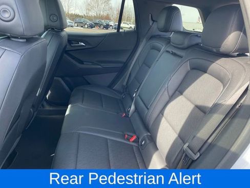 Certified 2025 Chevrolet Equinox LT w/ Convenience Package II image 19