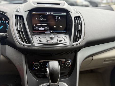 Used 2013 Ford Escape SE image 33