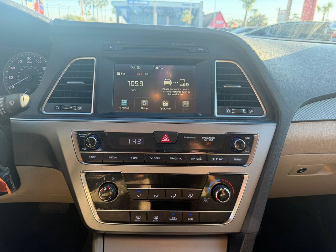 Used 2016 Hyundai Sonata SE FWD image 3