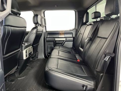 Used 2019 Ford F150 Lariat w/ FX4 Off-Road Package image 11