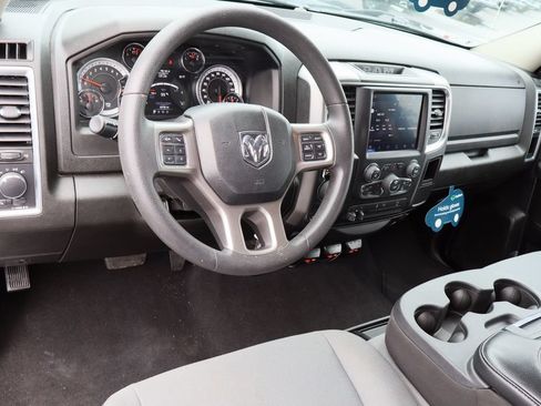 Used 2022 RAM 1500 Classic SLT w/ Electronics Group AWD/4WD image 12