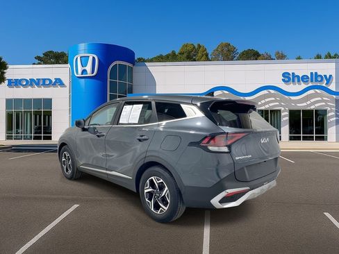 Used 2024 Kia Sportage LX image 6