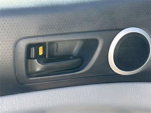 Used 2010 Toyota Tacoma 2WD Regular Cab image 18