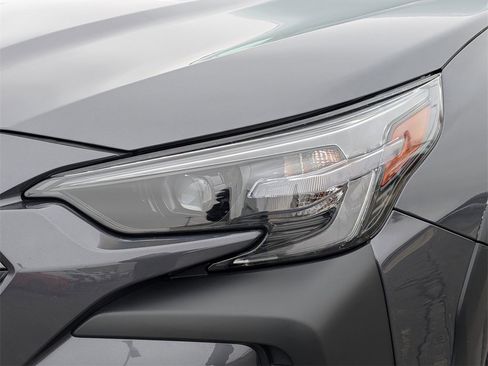 Used 2025 Subaru Outback Touring w/ Popular Package #2 image 16