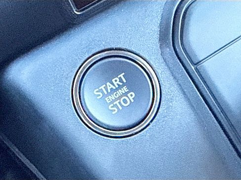 New 2026 Land Rover Defender 110 X image 36