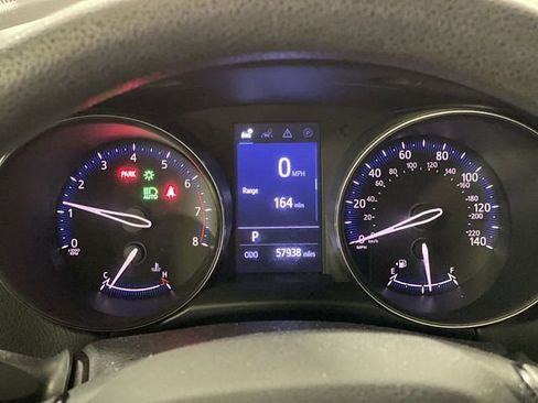 Used 2019 Toyota C-HR LE image 11
