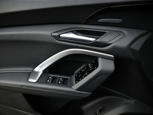 New 2025 Audi Q5 2.0T Premium Plus image 14