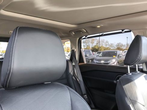 Used 2021 Nissan Rogue Platinum image 38