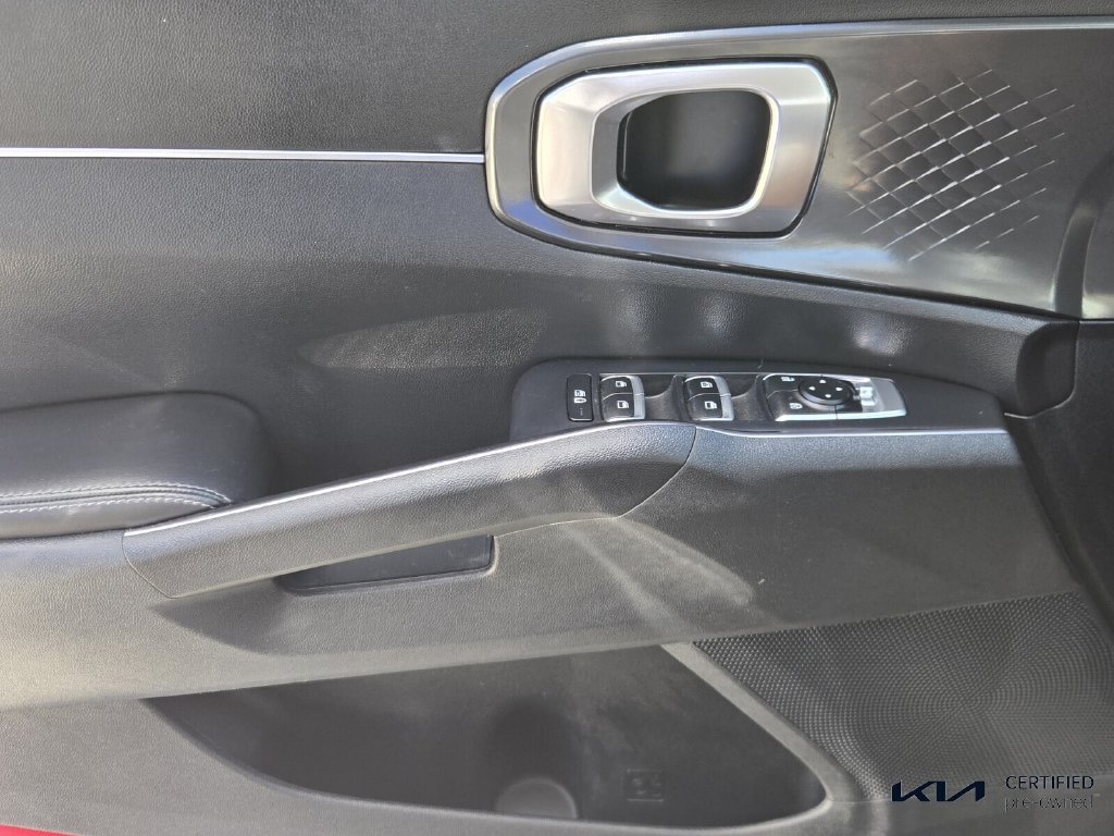 Certified 2023 Kia Sorento S FWD image 30