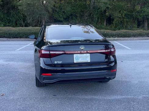 New 2026 Volkswagen Jetta SE image 7