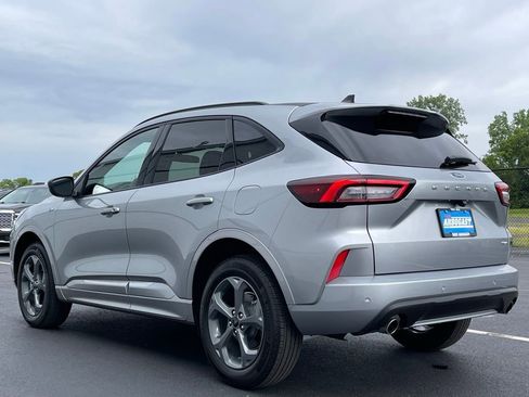 Used 2024 Ford Escape ST-Line w/ Tech Pack #1 AWD/4WD image 11