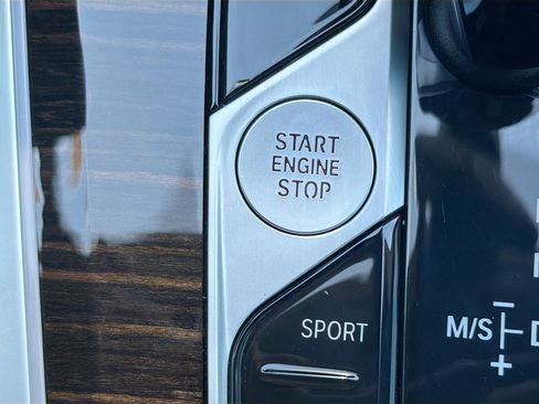 Used 2021 BMW X5 sDrive40i w/ Premium Package image 38