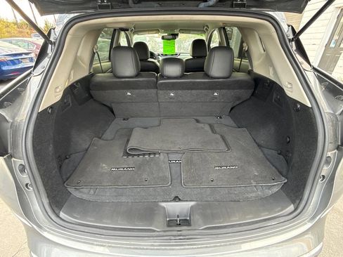 Used 2023 Nissan Murano SV image 25