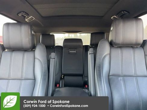 Used 2017 Land Rover Range Rover Supercharged AWD/4WD image 37