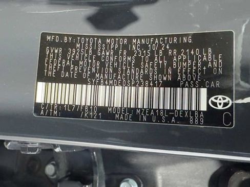 Used 2025 Toyota Corolla LE w/ LE Premium Package FWD image 36