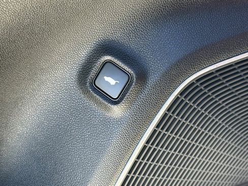 Used 2022 Acura MDX A-Spec image 26