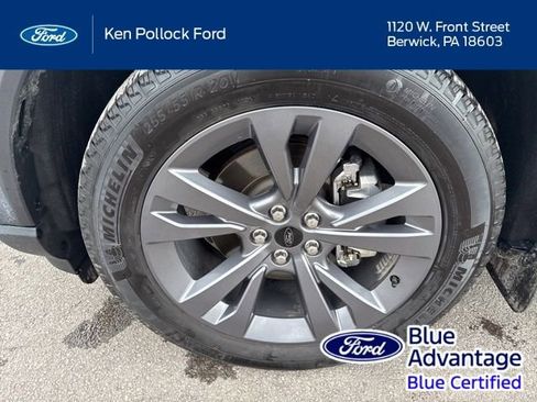 Certified 2023 Ford Explorer XLT w/ Equipment Group 202A image 10