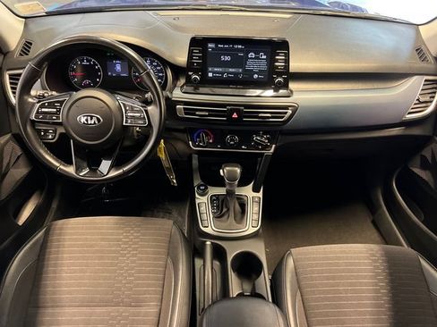 Used 2021 Kia Seltos S AWD/4WD image 18