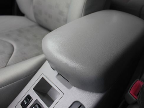 Used 2009 Toyota RAV4 4WD image 23