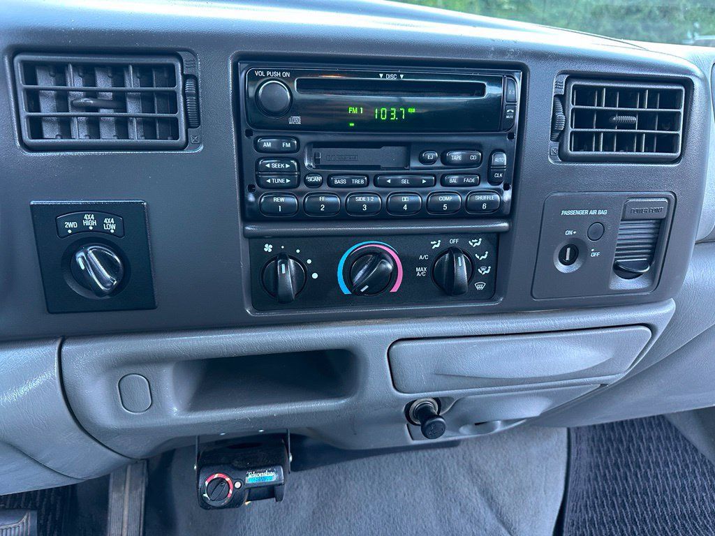 Used 2003 Ford F350 XLT AWD/4WD image 9