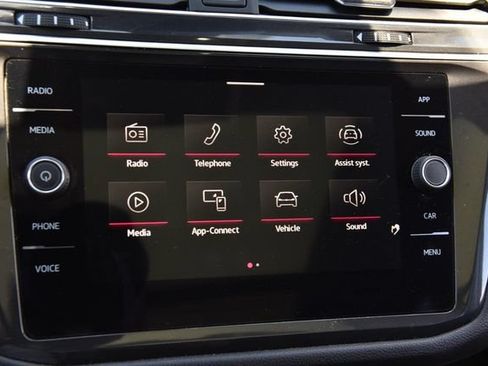 Certified 2024 Volkswagen Tiguan Wolfsburg Edition w/ Panoramic Sunroof Package AWD/4WD image 14