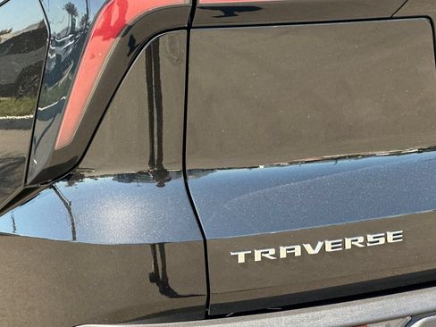 New 2026 Chevrolet Traverse LT w/ Enhanced Driving Package FWD image 28