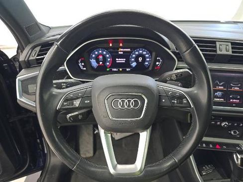 Used 2021 Audi Q3 2.0T Premium w/ Convenience Package AWD/4WD image 18