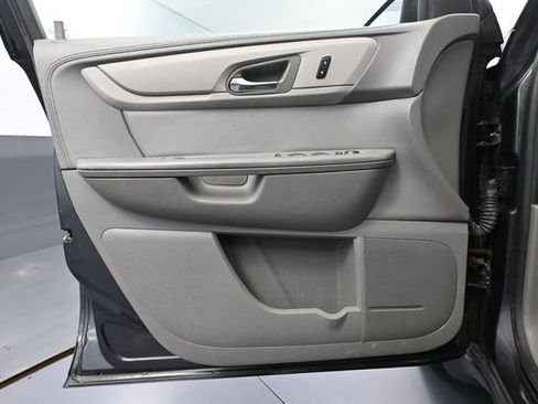 Used 2015 Chevrolet Traverse LS AWD/4WD image 17