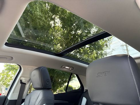 New 2026 Buick Envision Sport Touring AWD/4WD image 16