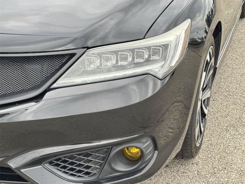 Used 2016 Acura ILX FWD image 9