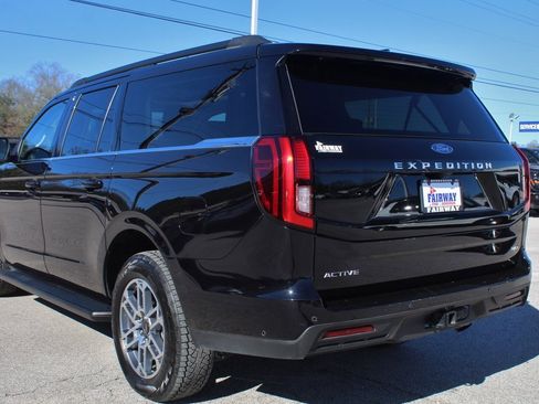 Used 2025 Ford Expedition Max Active image 8