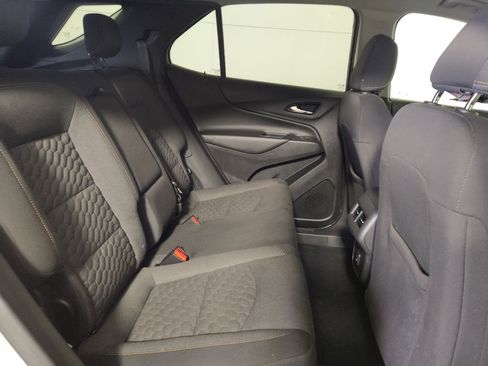 Used 2020 Chevrolet Equinox LT FWD image 19