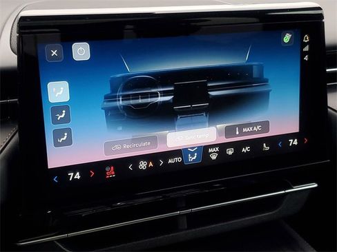 Certified 2024 Lincoln Nautilus Reserve w/ Equipment Group 202A image 30