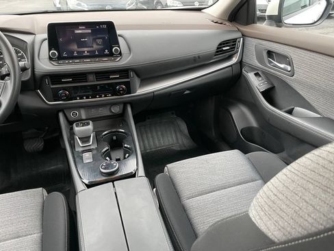 Certified 2023 Nissan Rogue SV w/ SV Premium B Package AWD/4WD image 10