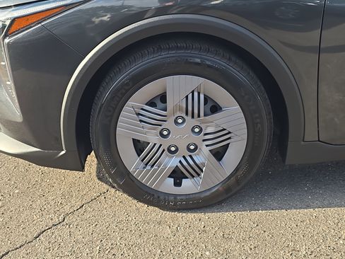 Certified 2025 Kia K4 LX image 34