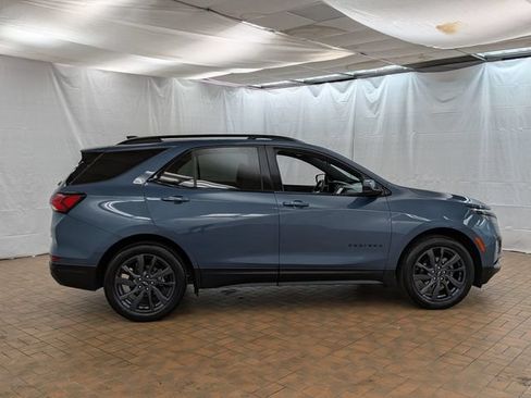 Used 2024 Chevrolet Equinox RS w/ LPO, Floor Liner Package FWD image 8