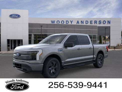 New 2025 Ford F150 Lightning Flash AWD/4WD image 1