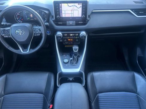 Used 2021 Toyota RAV4 XSE image 3