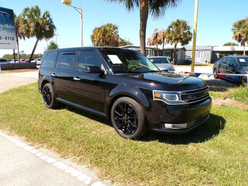 Used 2019 Ford Flex Limited w/ Equipment Group 303A image 2